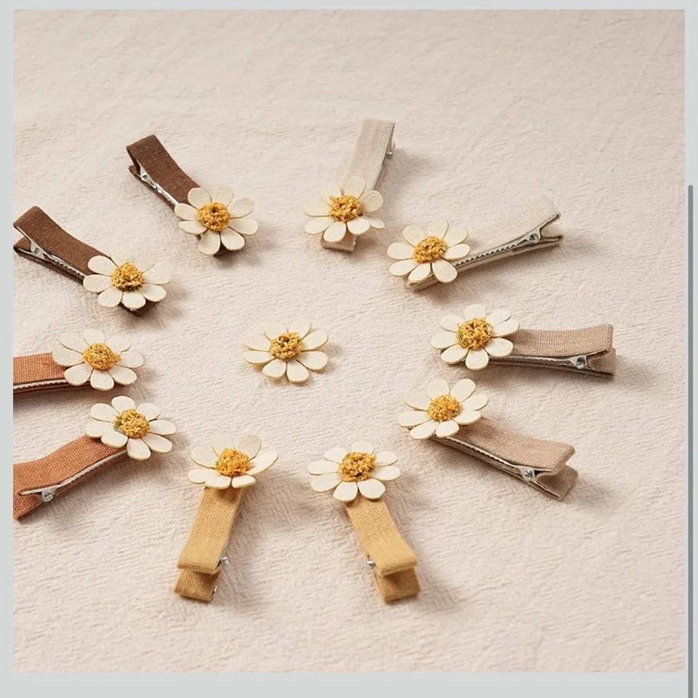 🇺🇸$3🇺🇸 Floral Hair Clips Set of 10 in Neutral Tones NIP